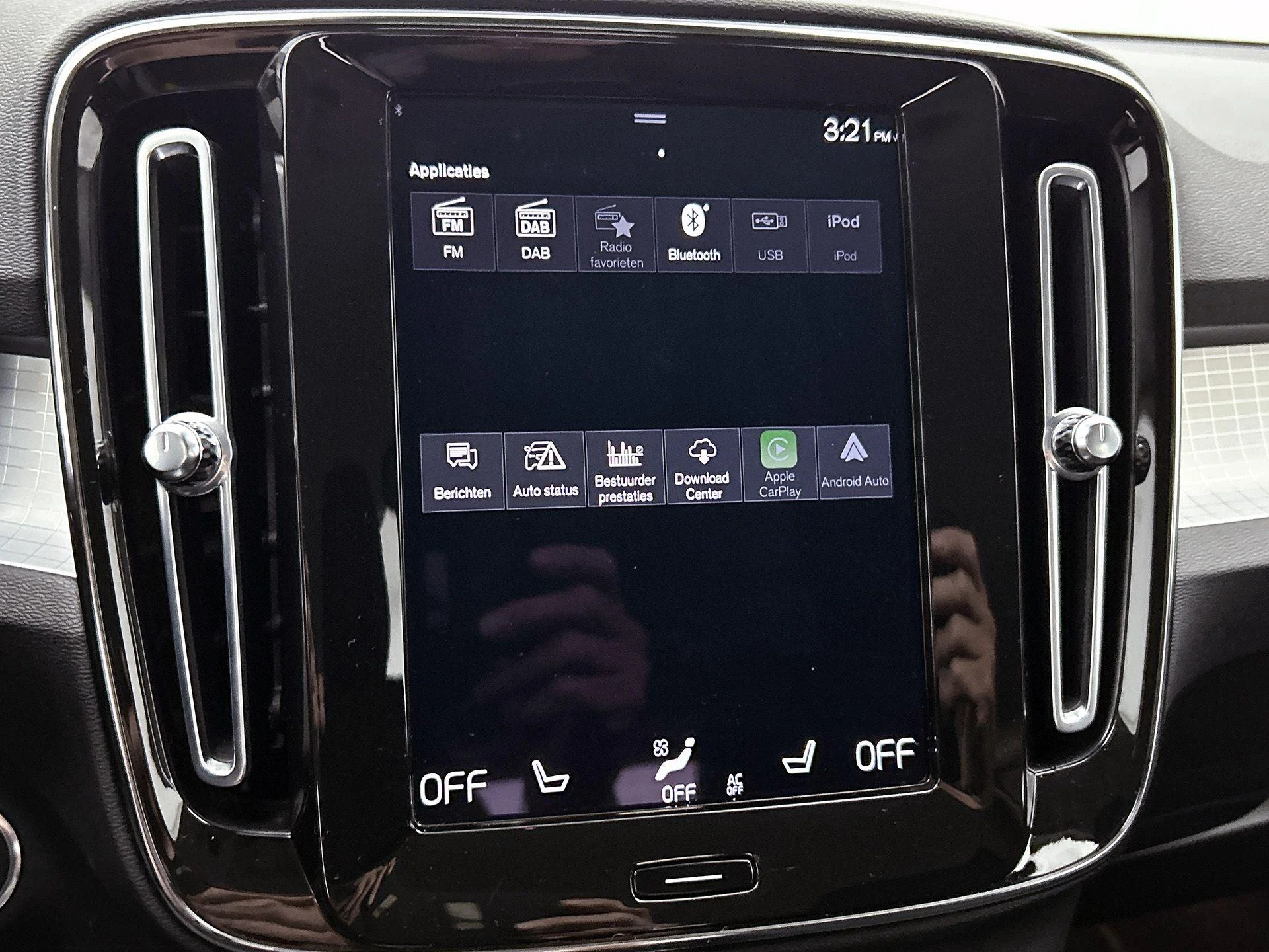 Volvo-XC40-image-13