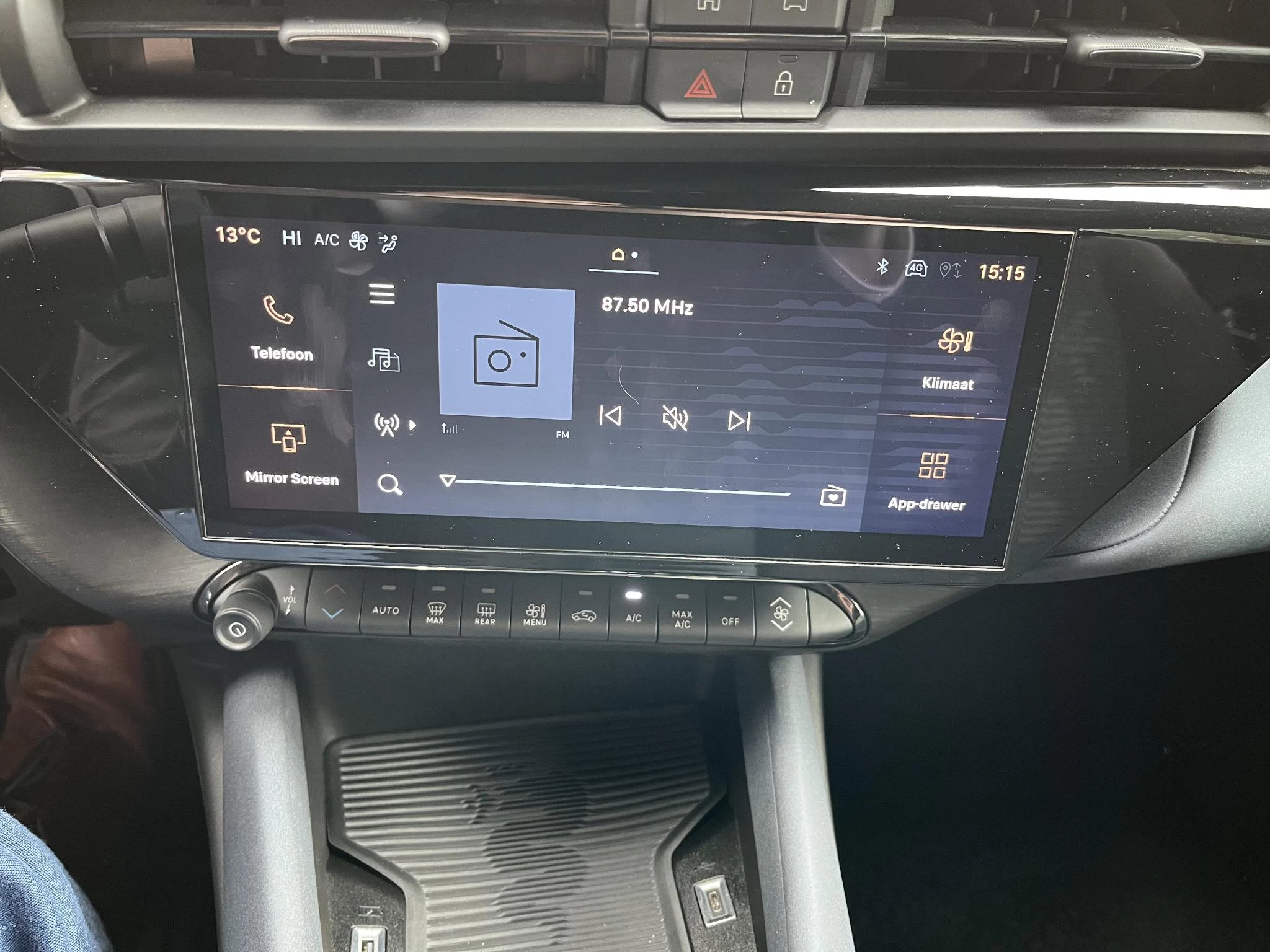 Alfa Romeo Junior 1.2 Turbo Hybrid Ibrida