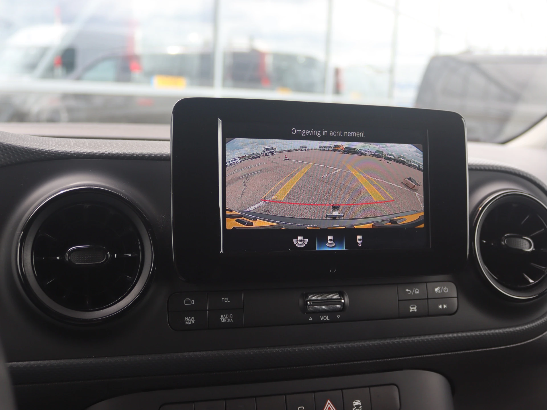 Mercedes-Benz-eCitan-image-9