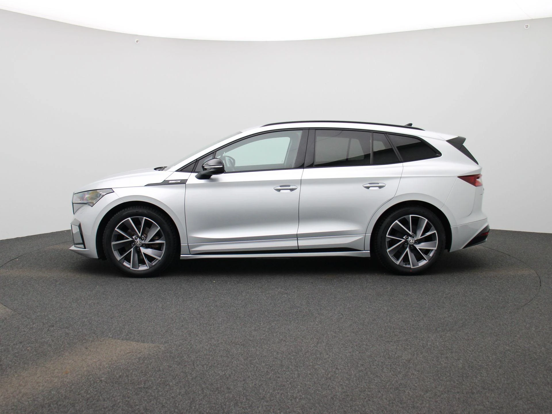Škoda-Enyaq iV-image-3