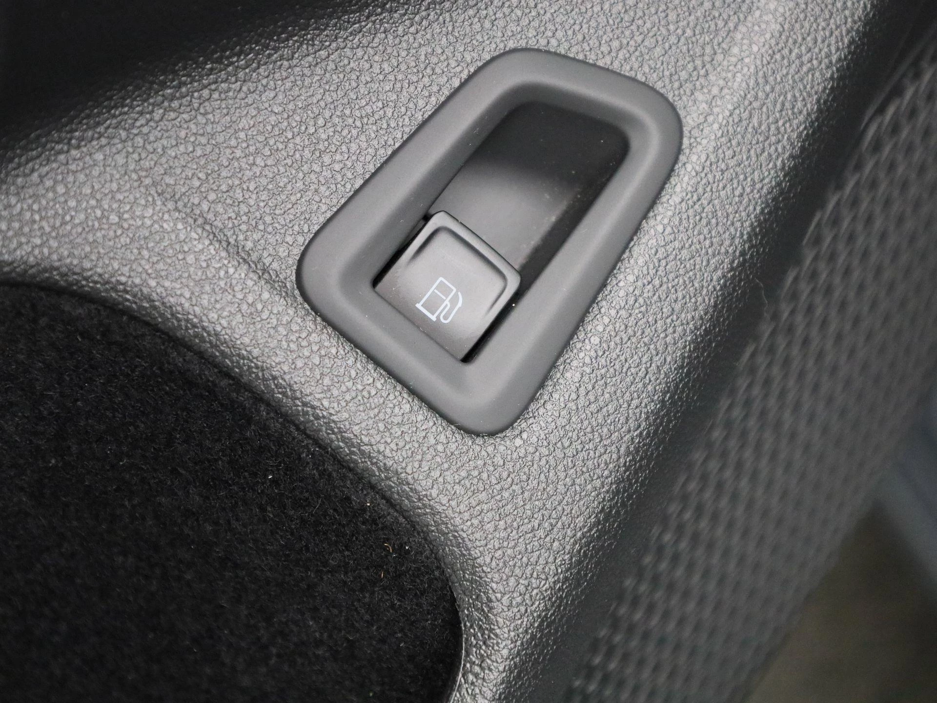 Volkswagen-Golf-image-36