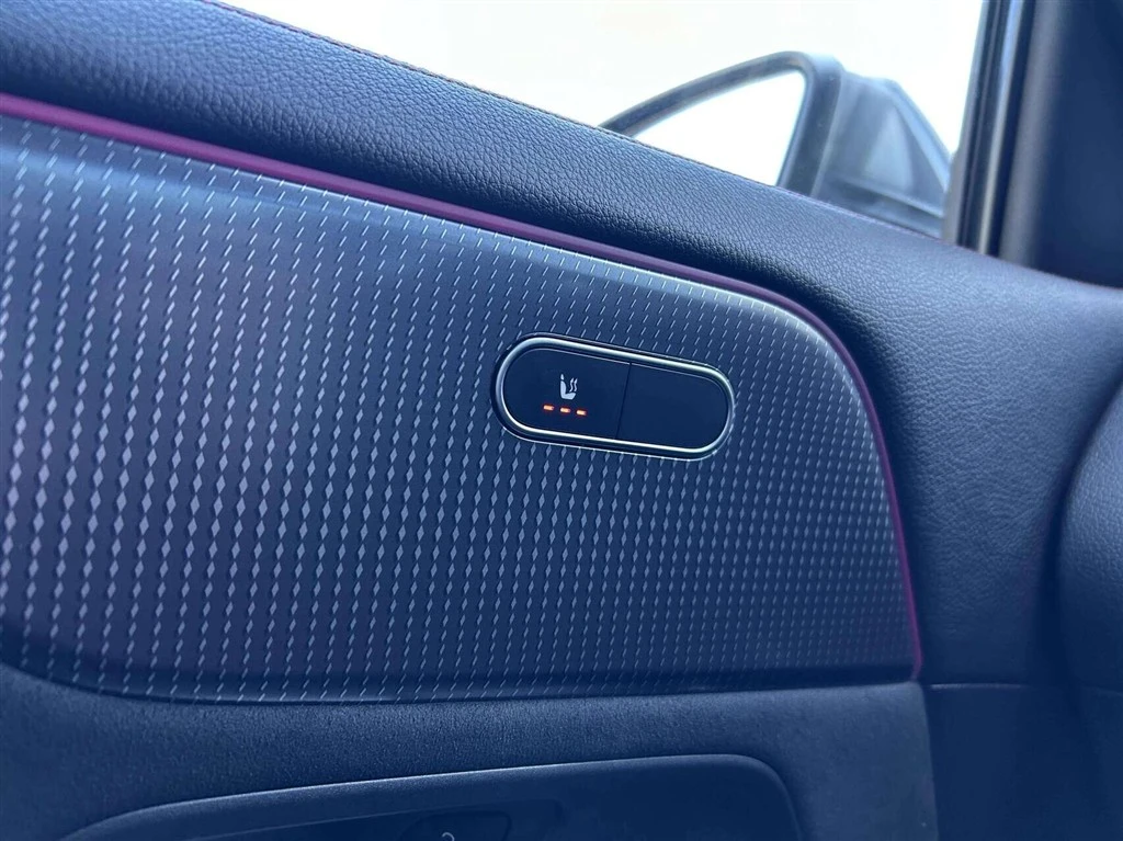 Mercedes-Benz-EQA-image-10