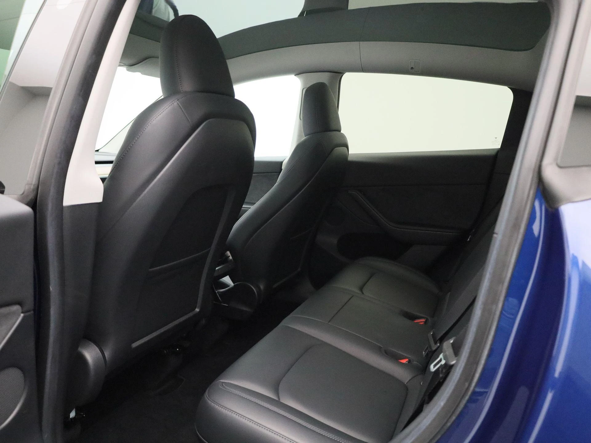 Tesla-Model Y-image-9