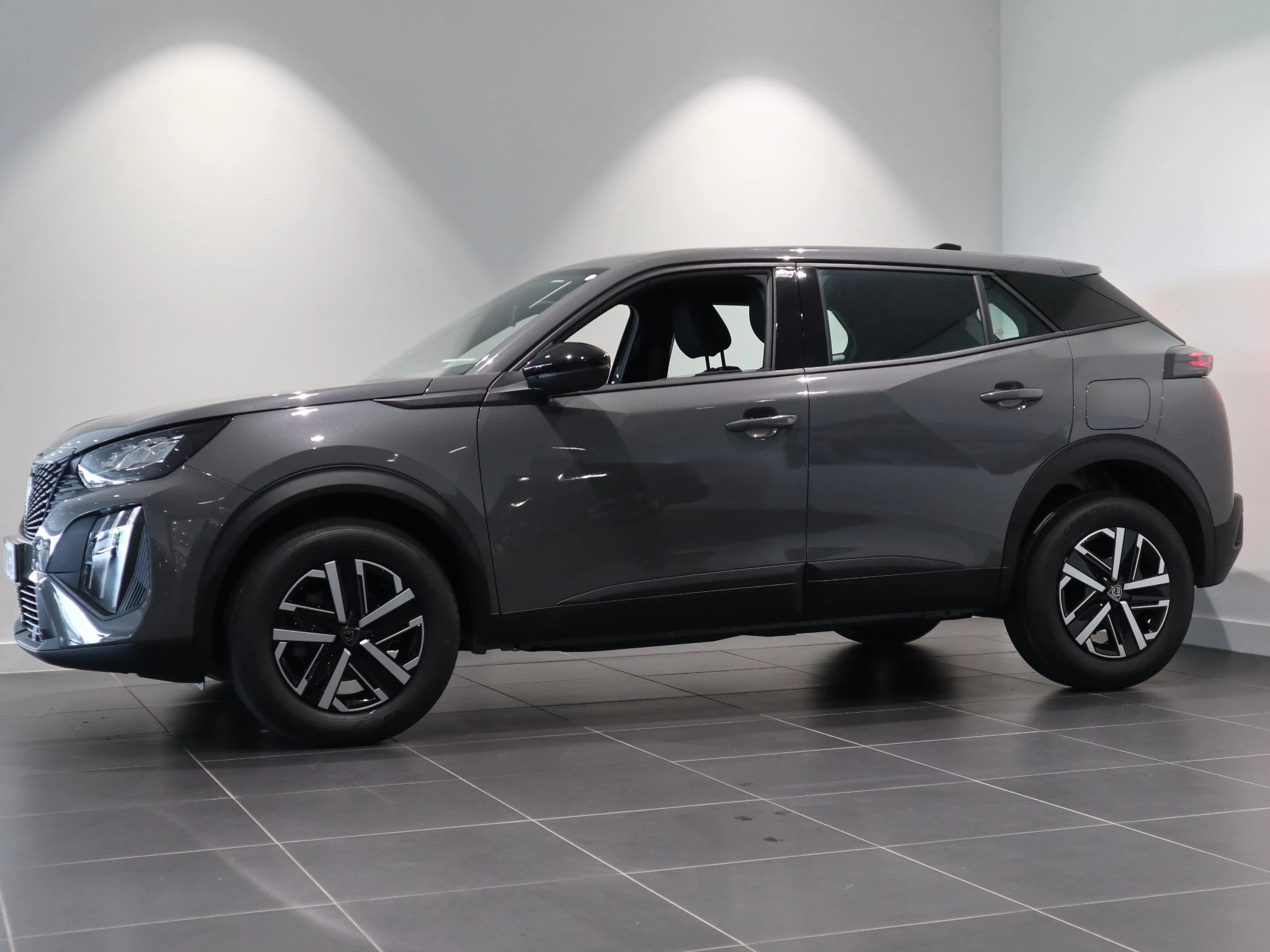 Peugeot-2008-image-2