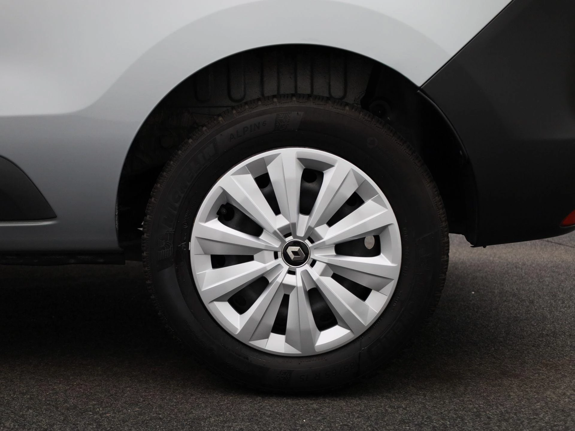 Renault-Express-image-20