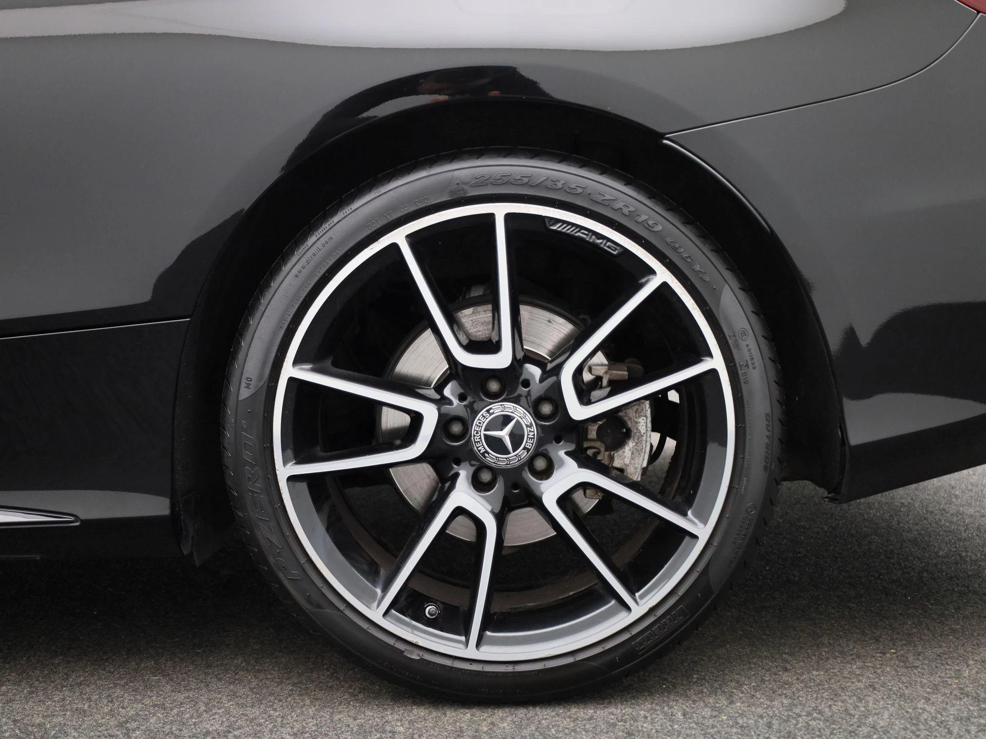 Mercedes-Benz-C-Klasse-image-12