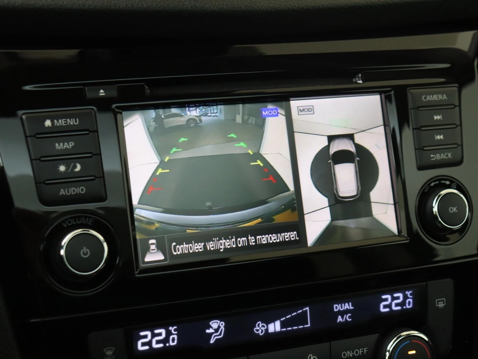 Nissan-QASHQAI-image-21