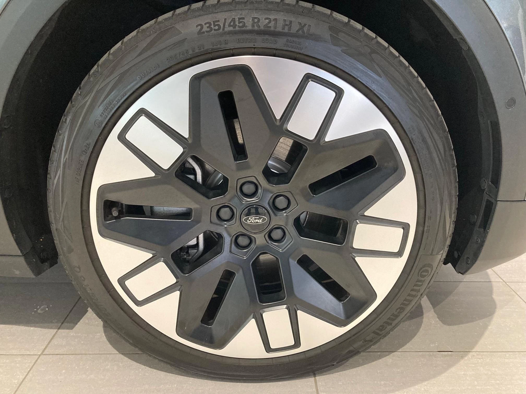 Ford-Explorer-image-16