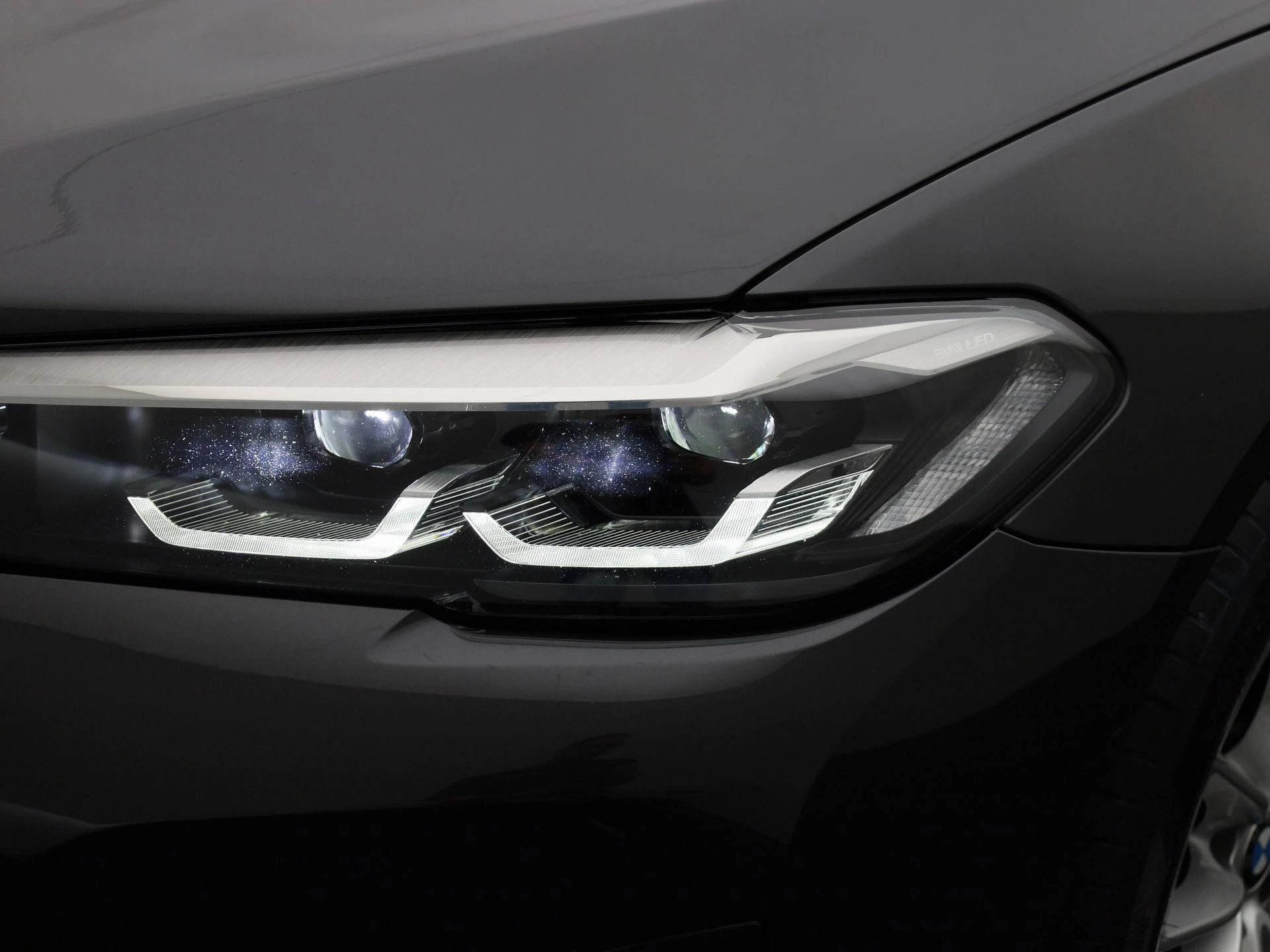 BMW-5 Serie-image-13