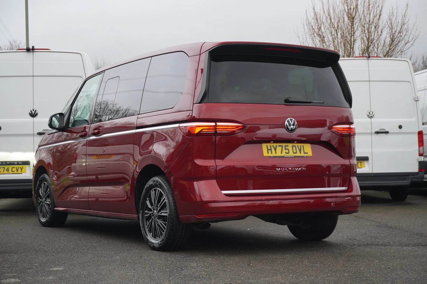 Volkswagen-Multivan-image-2
