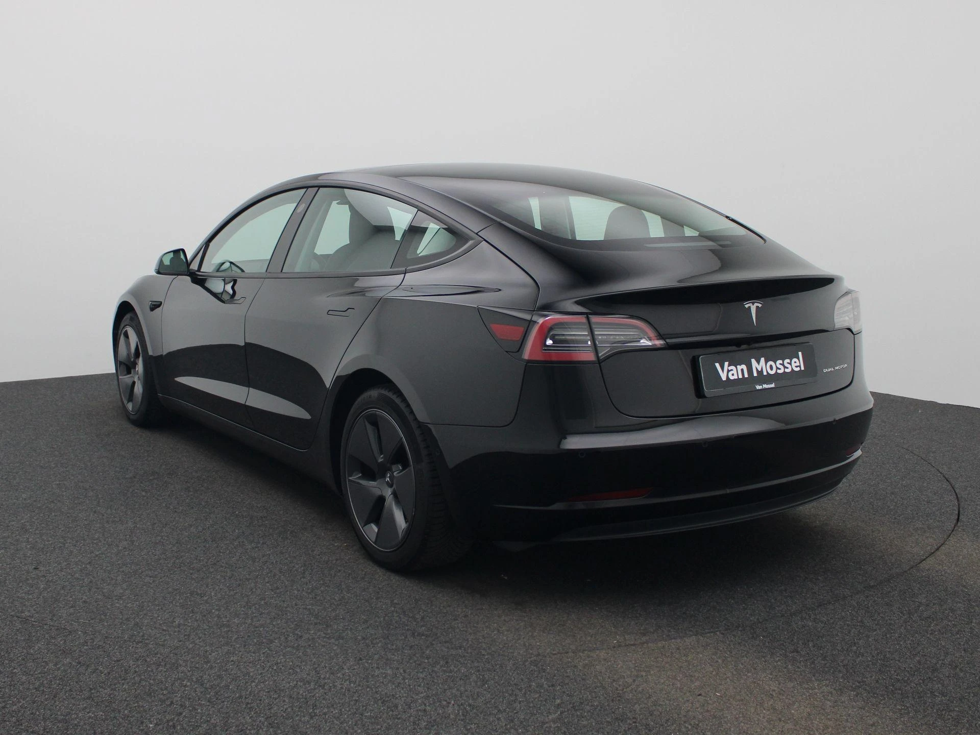 Tesla Model 3 Long Range Dual Motor 75 kWh