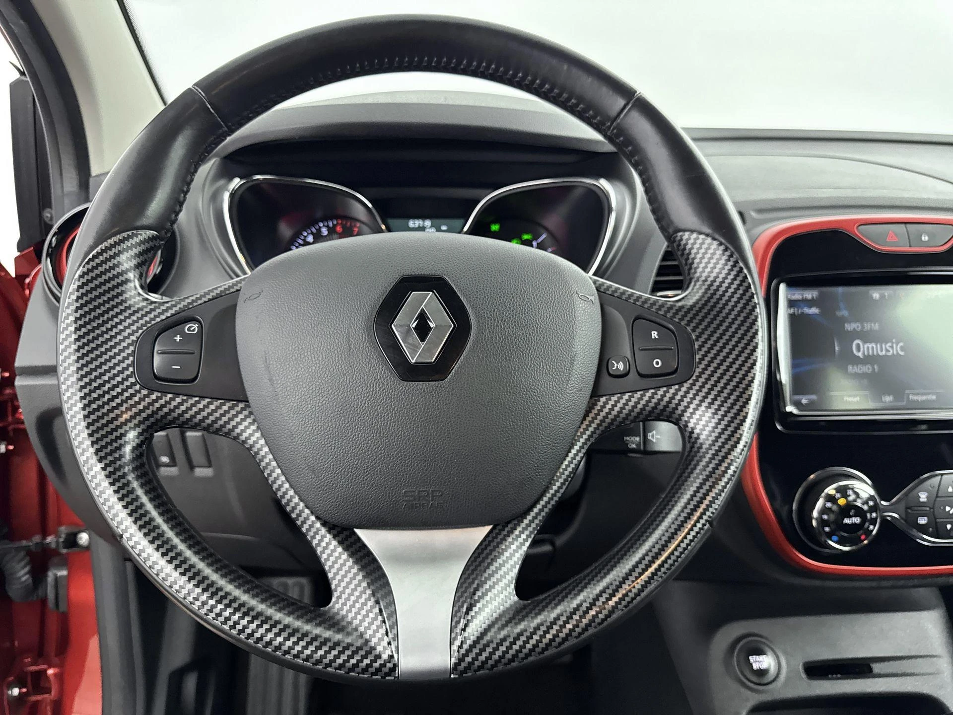 Renault-Captur-image-25