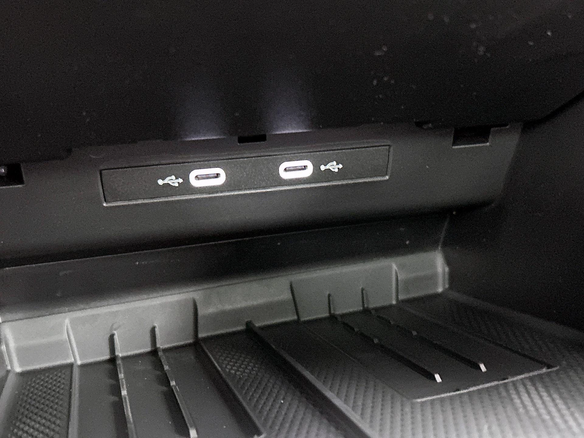 Volkswagen Tayron 1.5 eHybrid R-Line Edition