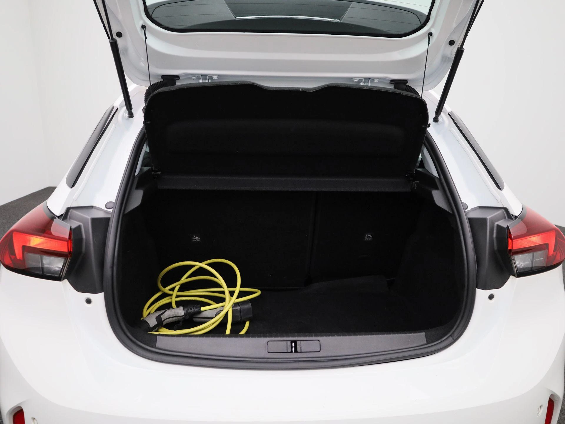Opel-Corsa-e-image-12
