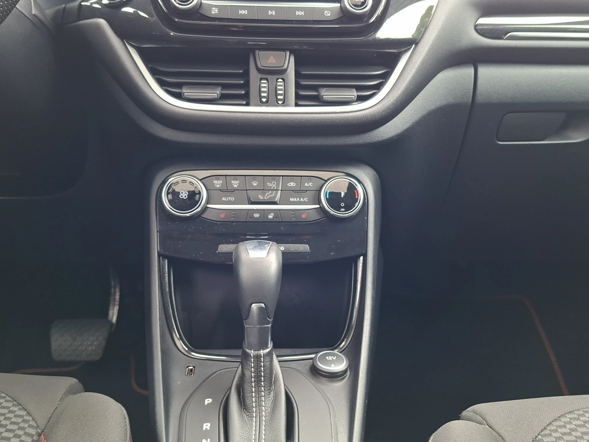 Ford Puma ST-Line 1.0 EB Aut. | LED | Pano | AHK | GJR | SHZ | PDC | LMF | Navi