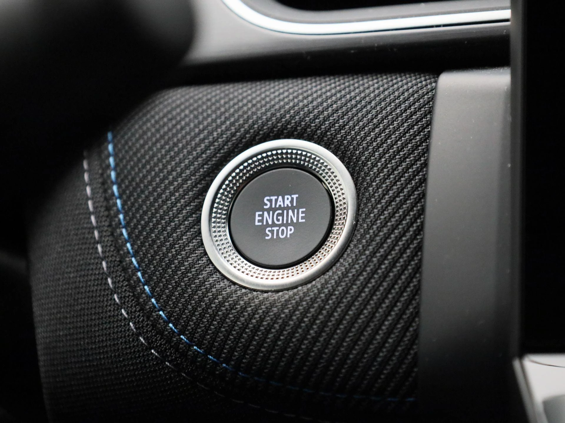 Renault-Captur-image-19