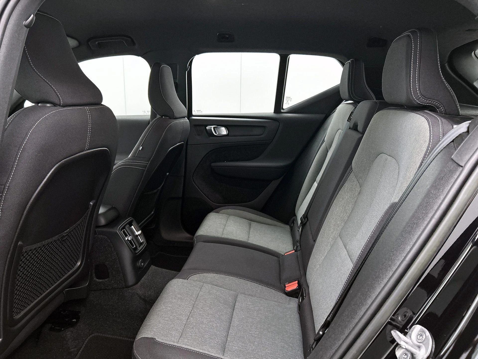 Volvo-XC40-image-27
