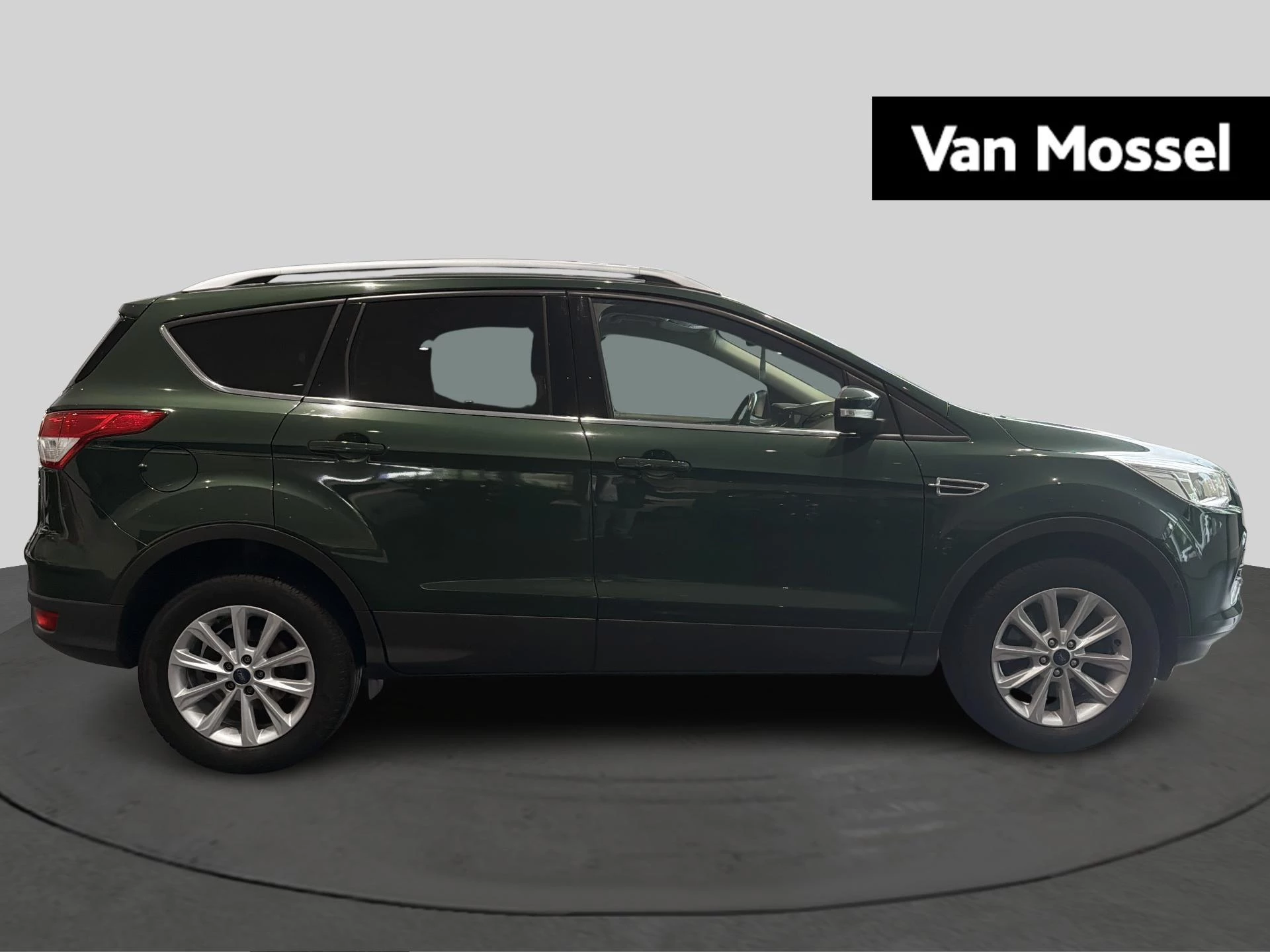 Ford Kuga 4x4 - PDC - Titanium - Unieke kleur
