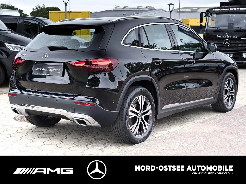 Mercedes-Benz GLA 200 d PROGRESSIVE AHK DISTRONIC MBUX KLIMA Progressive
