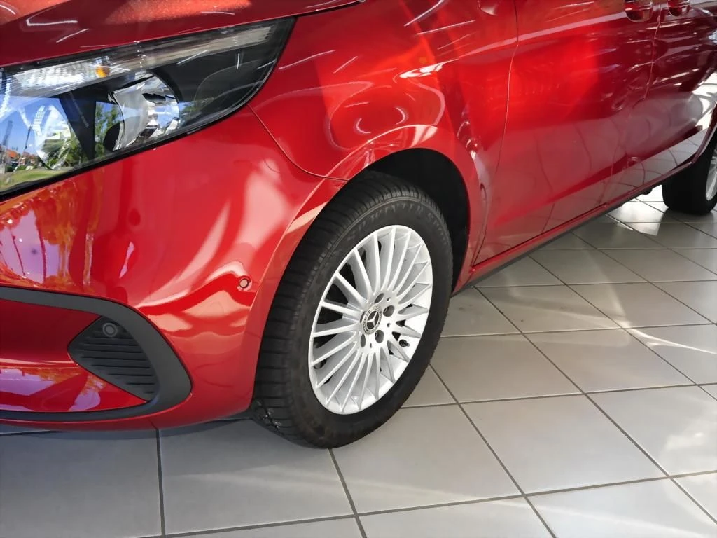 Mercedes-Benz-V-Klasse 220 d-image-6