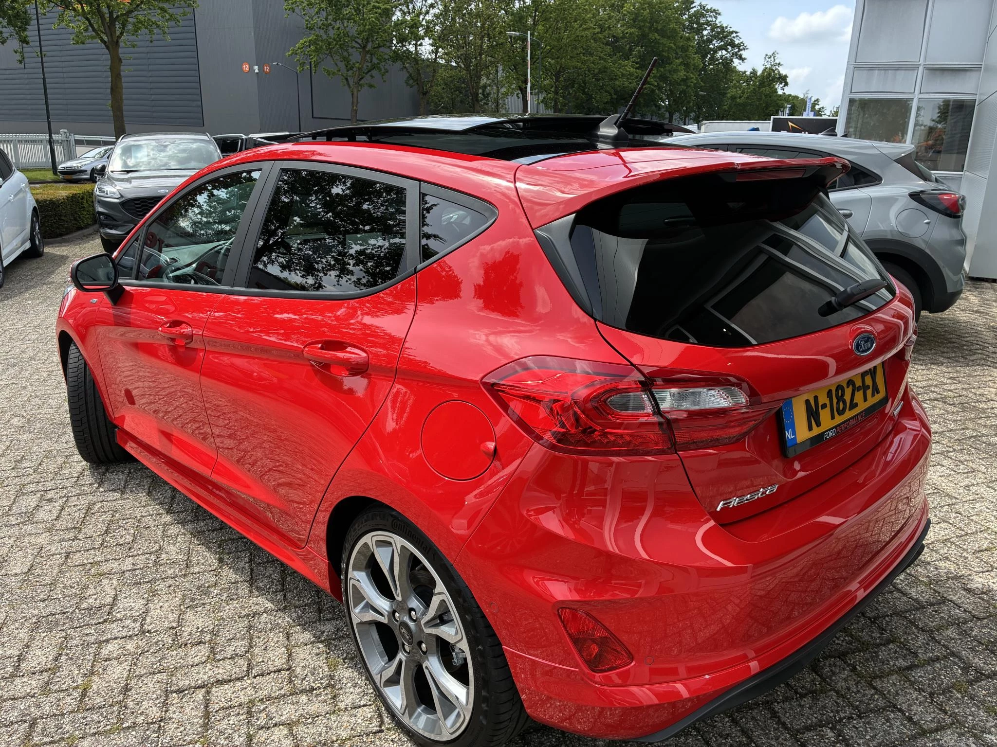 Ford Fiesta 1.0 EcoBoost Hybrid