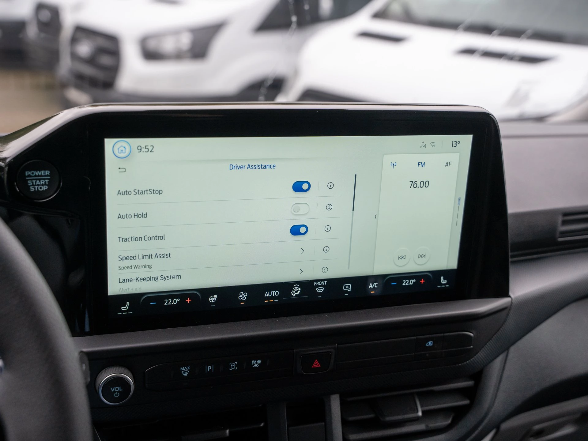 Ford-Transit Custom-image-16