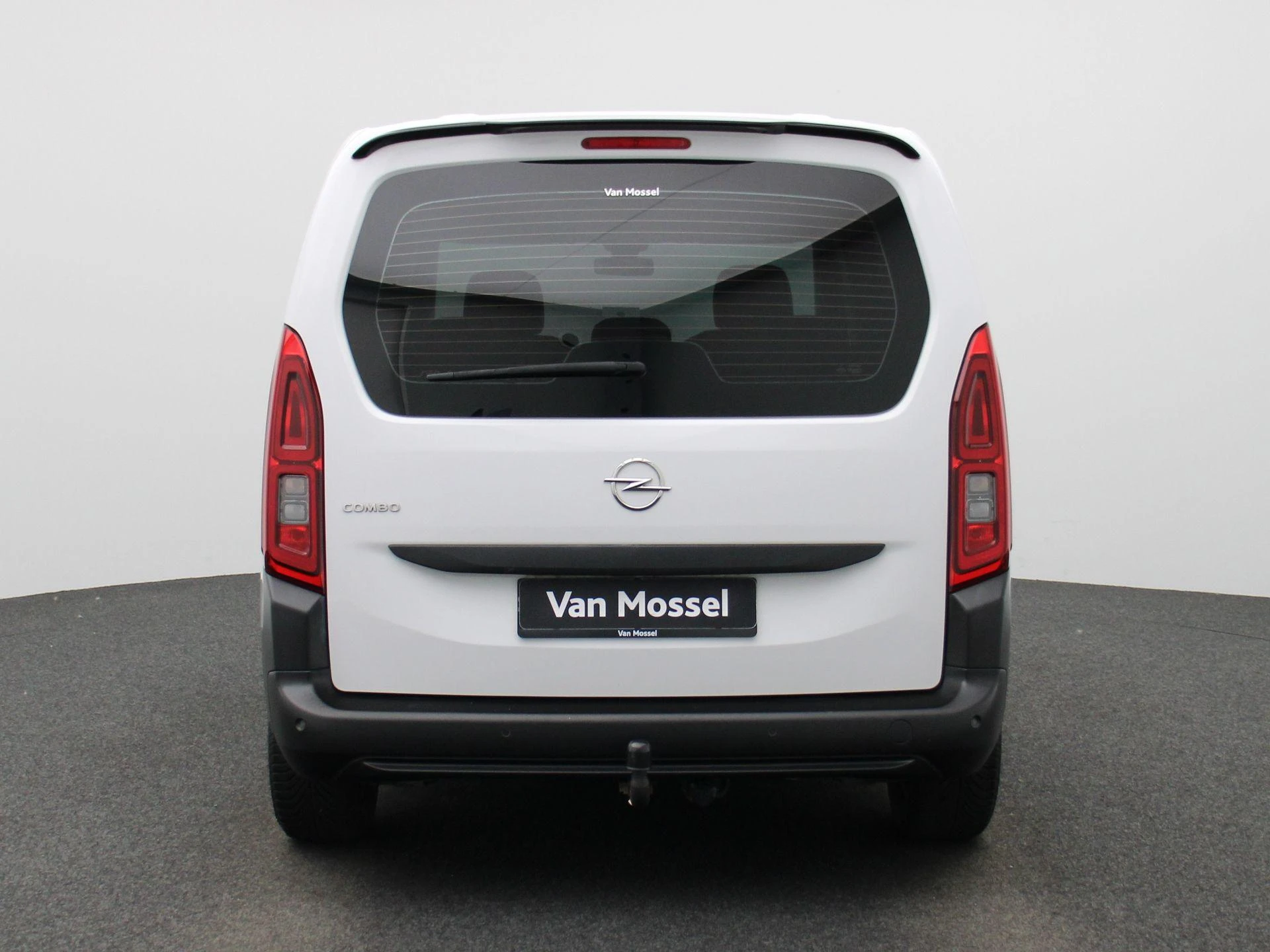 Opel-Combo Life-image-4