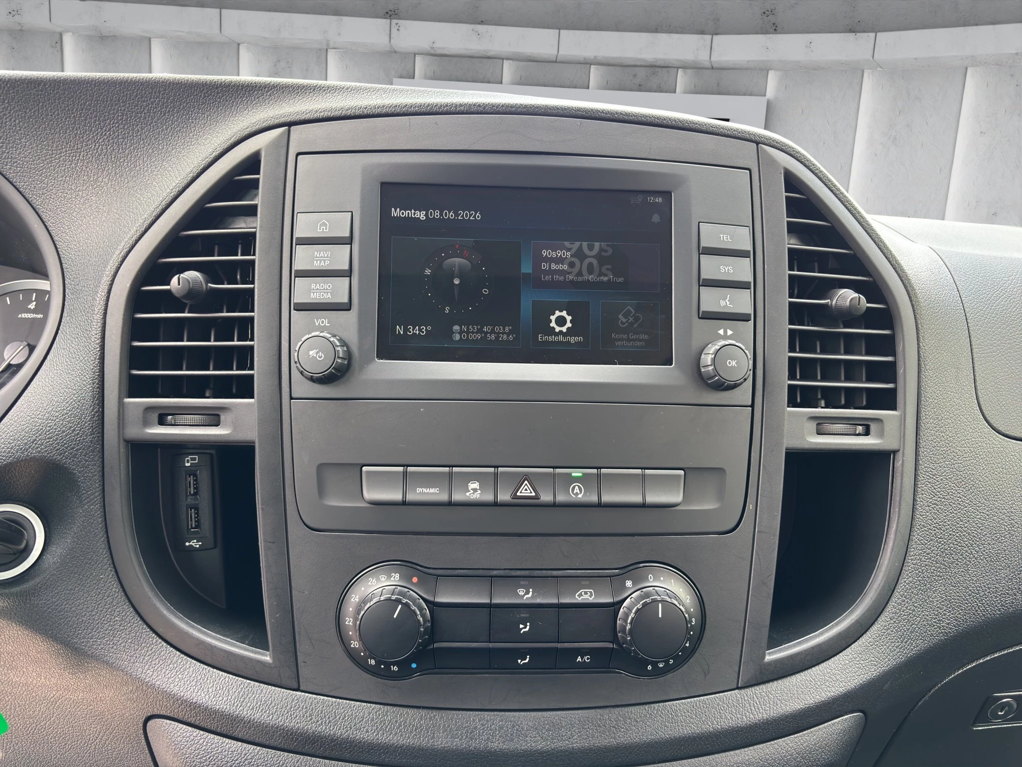 Mercedes-Benz Vito Mixto 114 CDI RWD