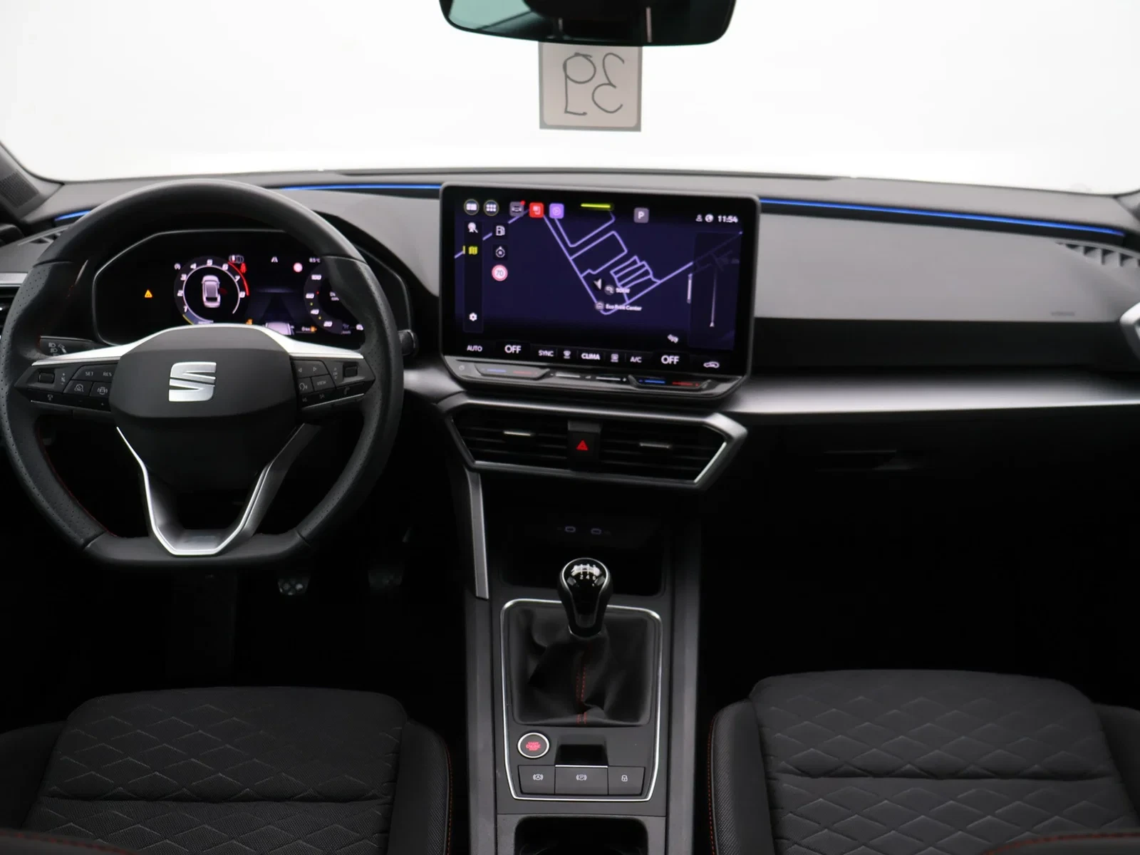 SEAT-Leon-image-11