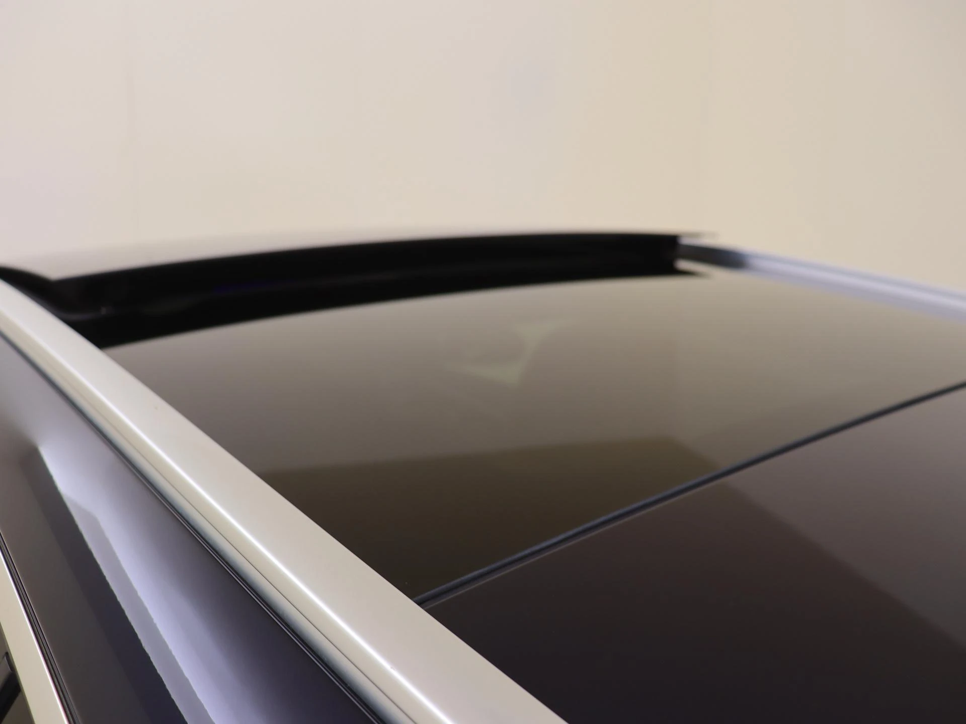 Mercedes-Benz-C-Klasse-image-27
