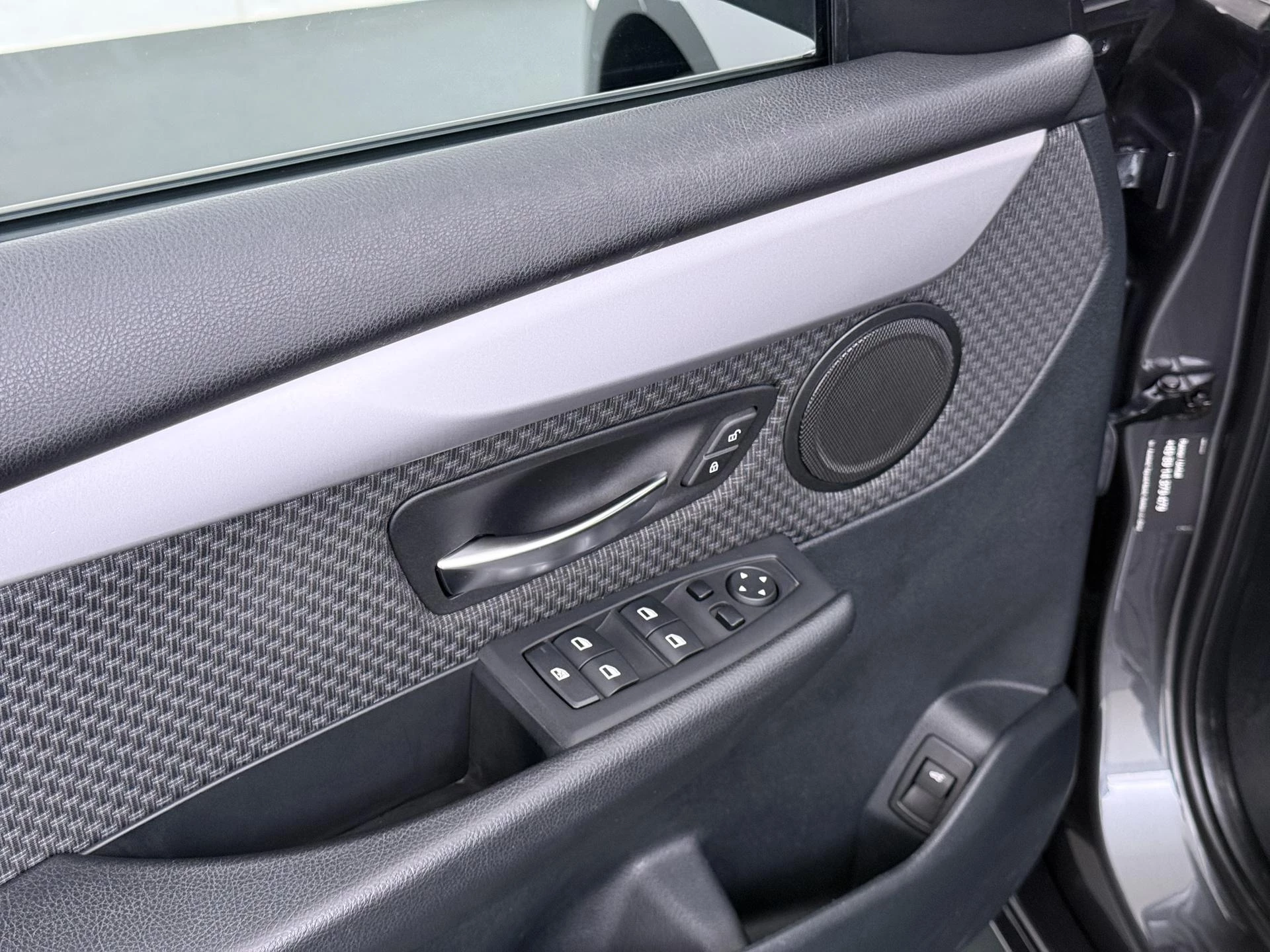 BMW-2 Serie-image-29