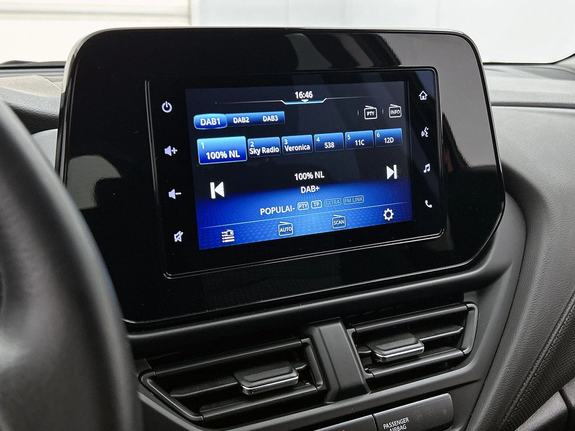 Suzuki-S-Cross-image-6