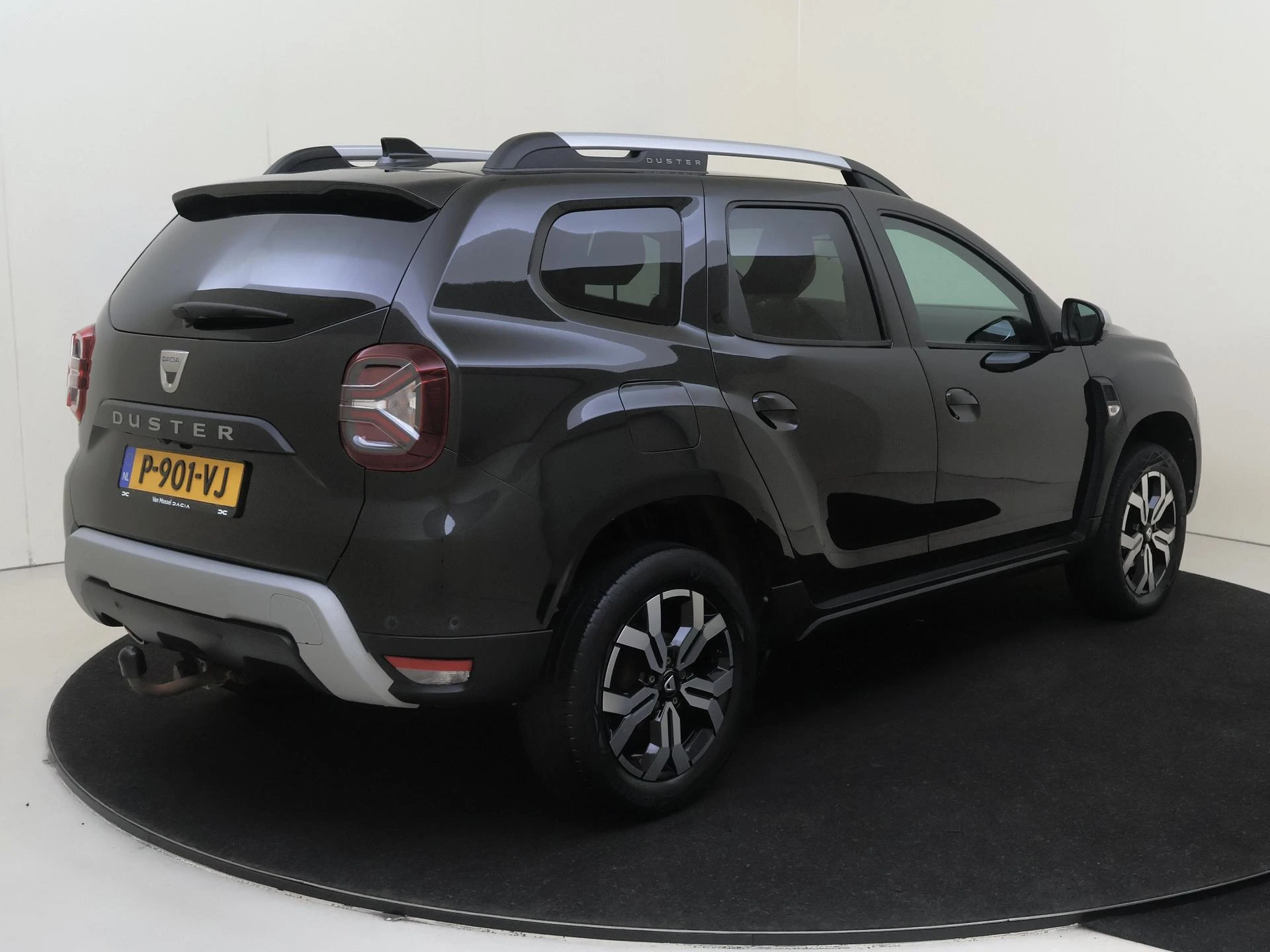 Dacia-Duster-image-3