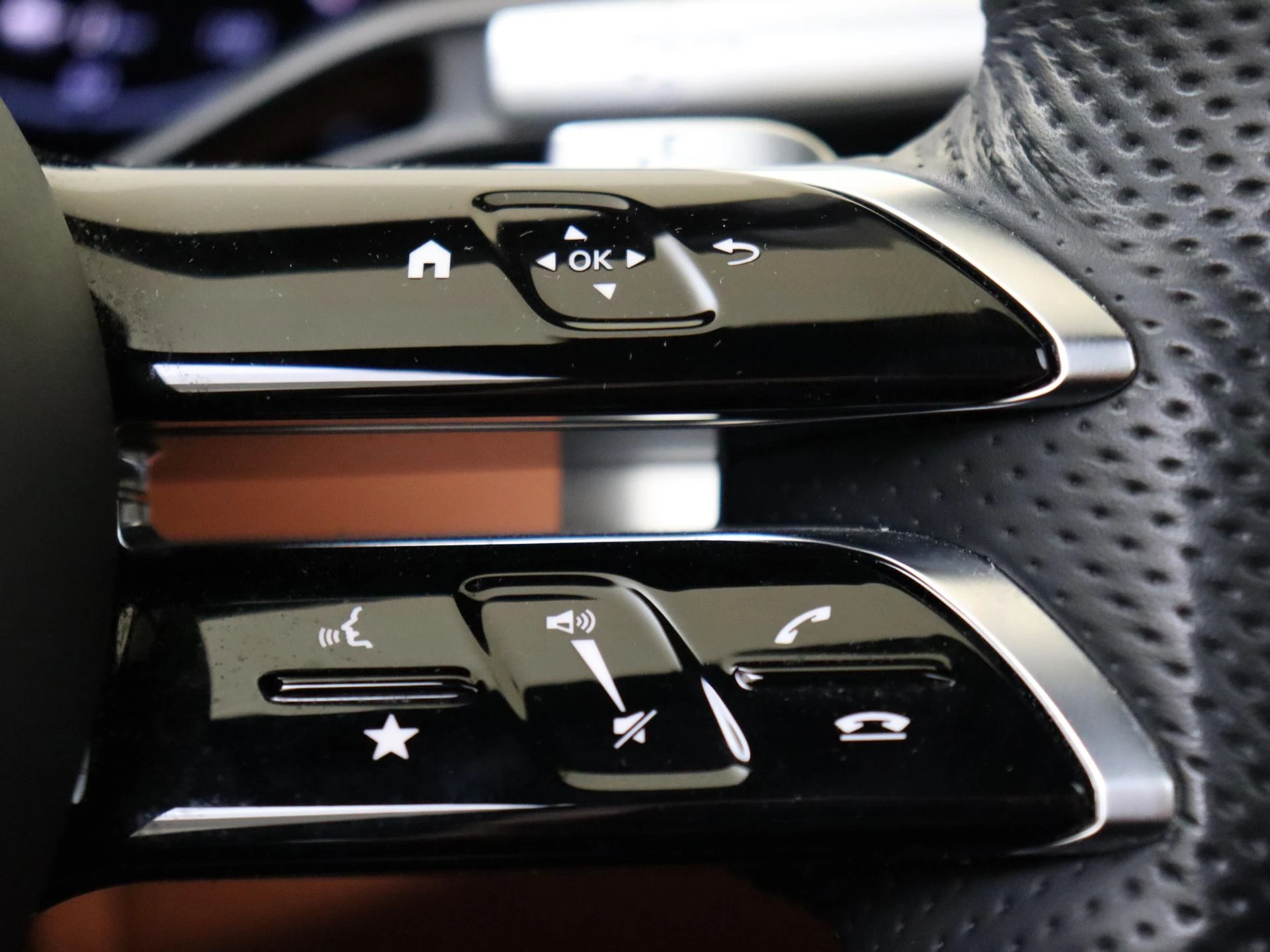 Mercedes-Benz-S-Klasse-image-12