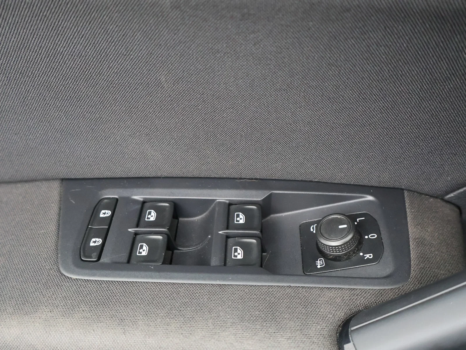 Volkswagen Touran Touran Trendline 1.5TSI 150PK *PANODAK*7 ZITPLAATSEN*CAMERA*ACC*PDC*APP-CONNECT*...*