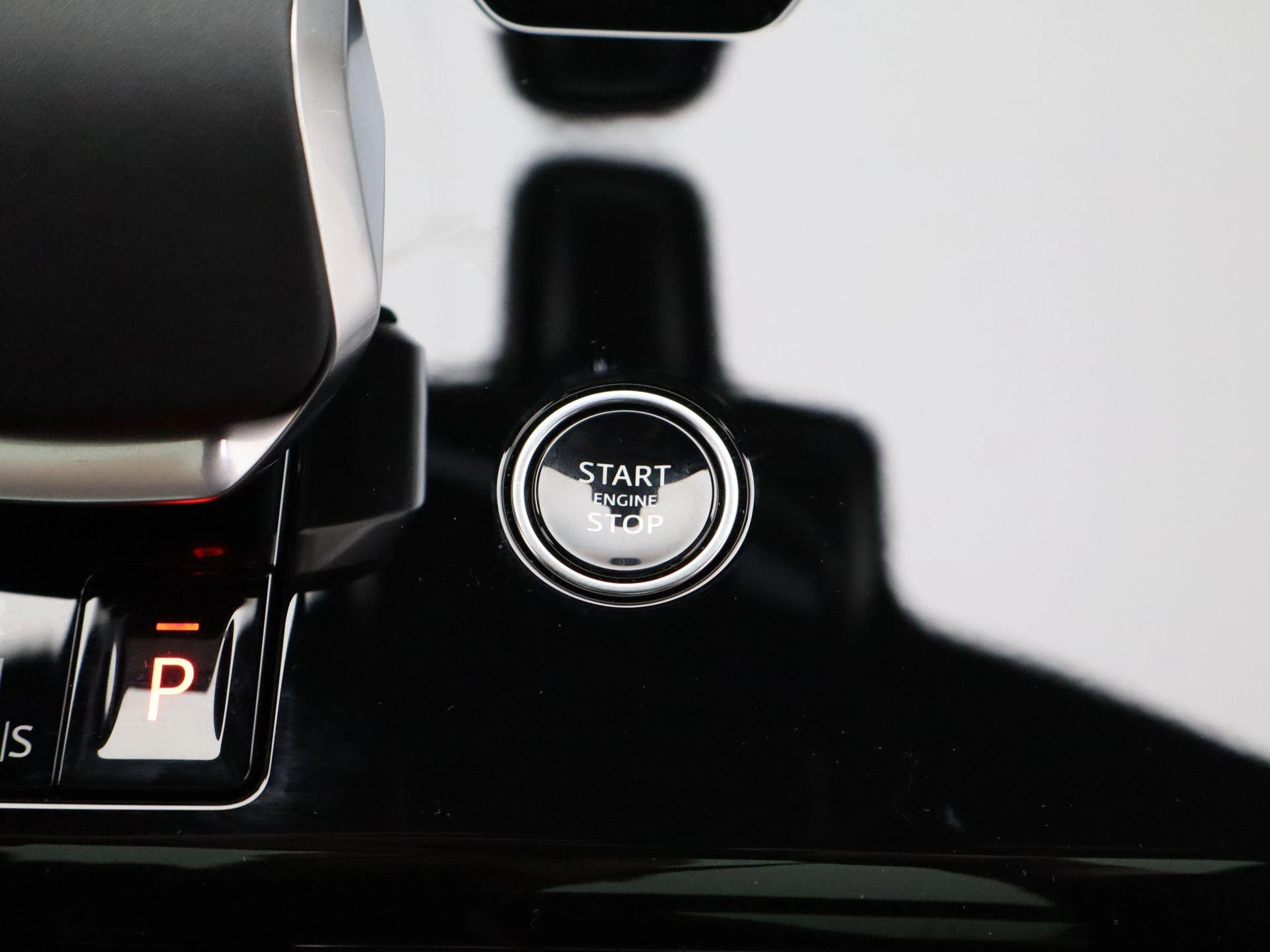 Land Rover-Range Rover Sport-image-16