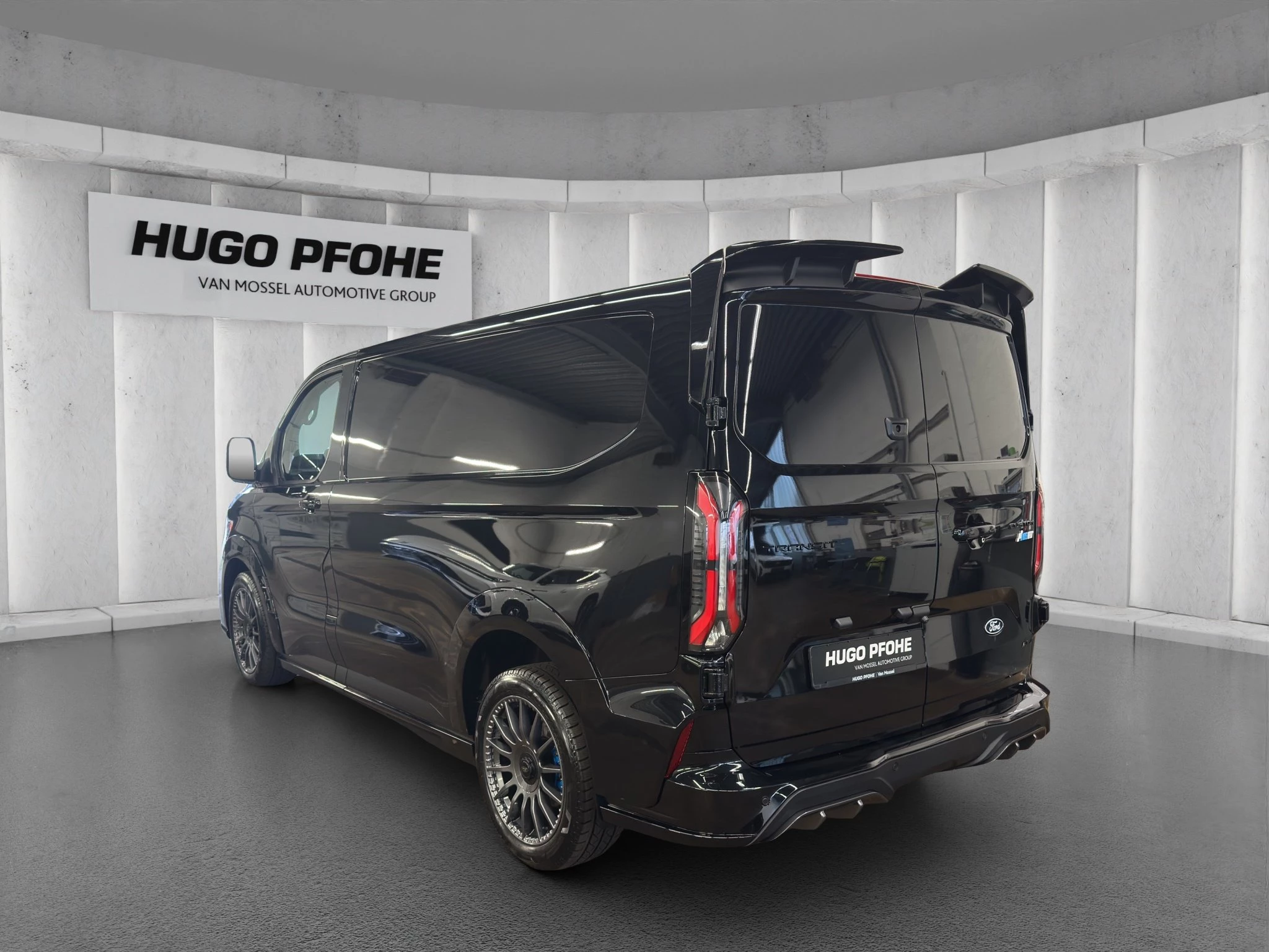 Ford-Transit Custom-image-2