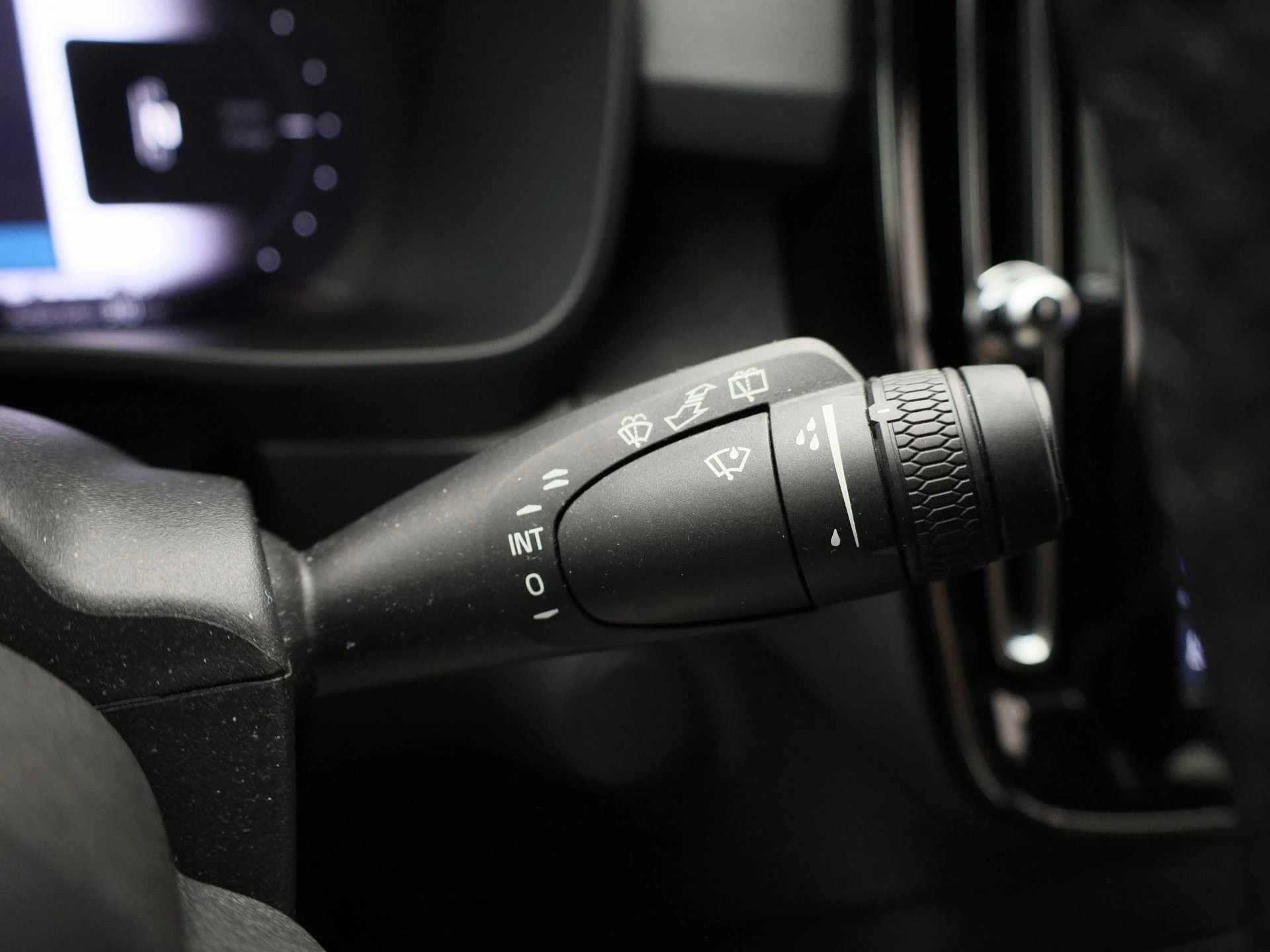 Volvo-XC40-image-19