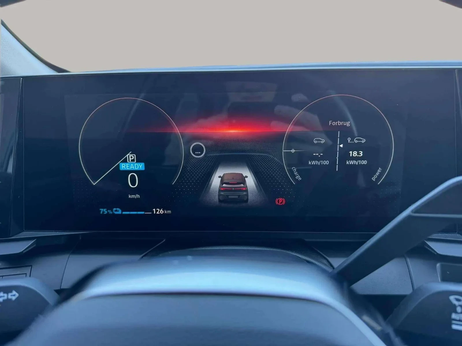 Renault-Megane E-Tech-image-18