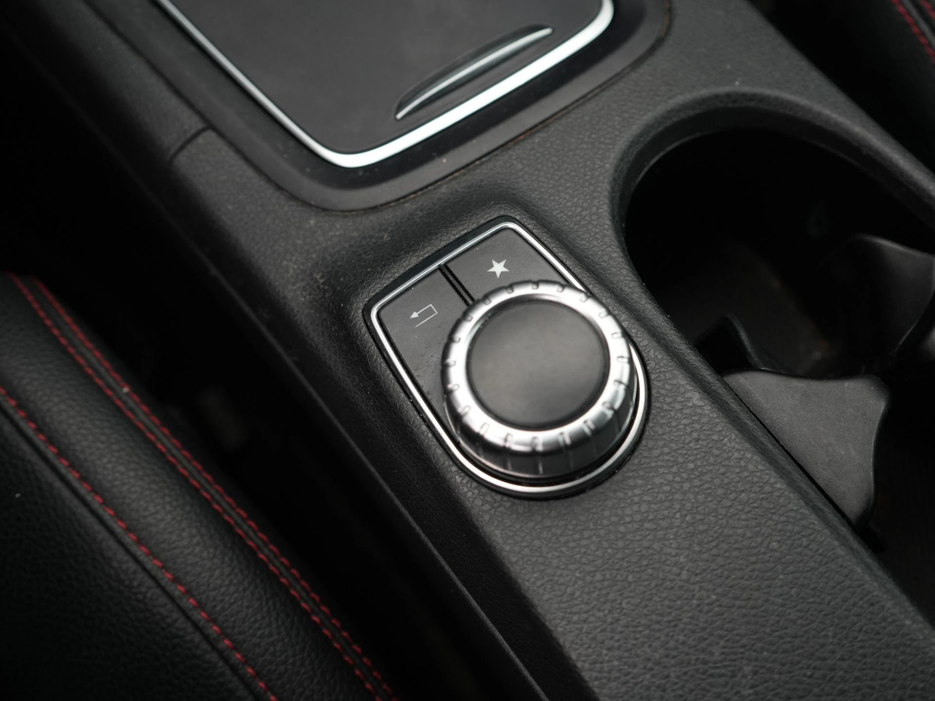 Mercedes-Benz B-Klasse 180 AMG Night Edition Plus