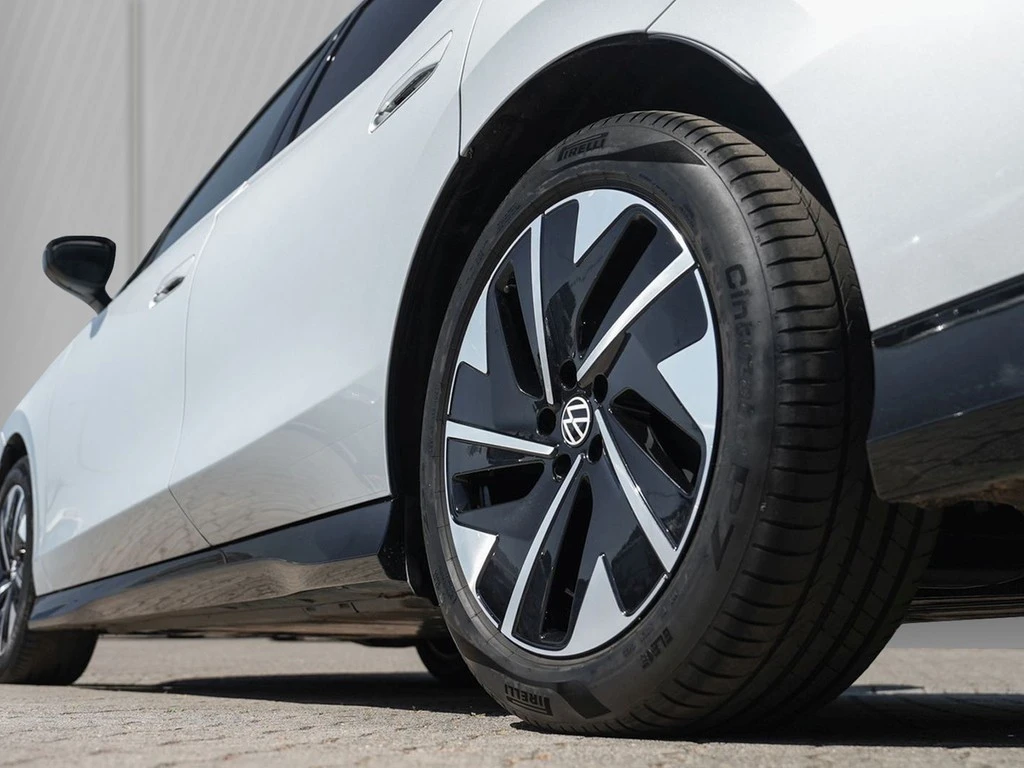 Volkswagen-ID.7-image-4