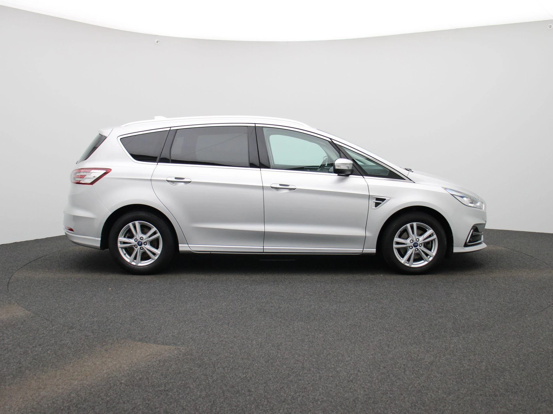 Ford-S-Max-image-5