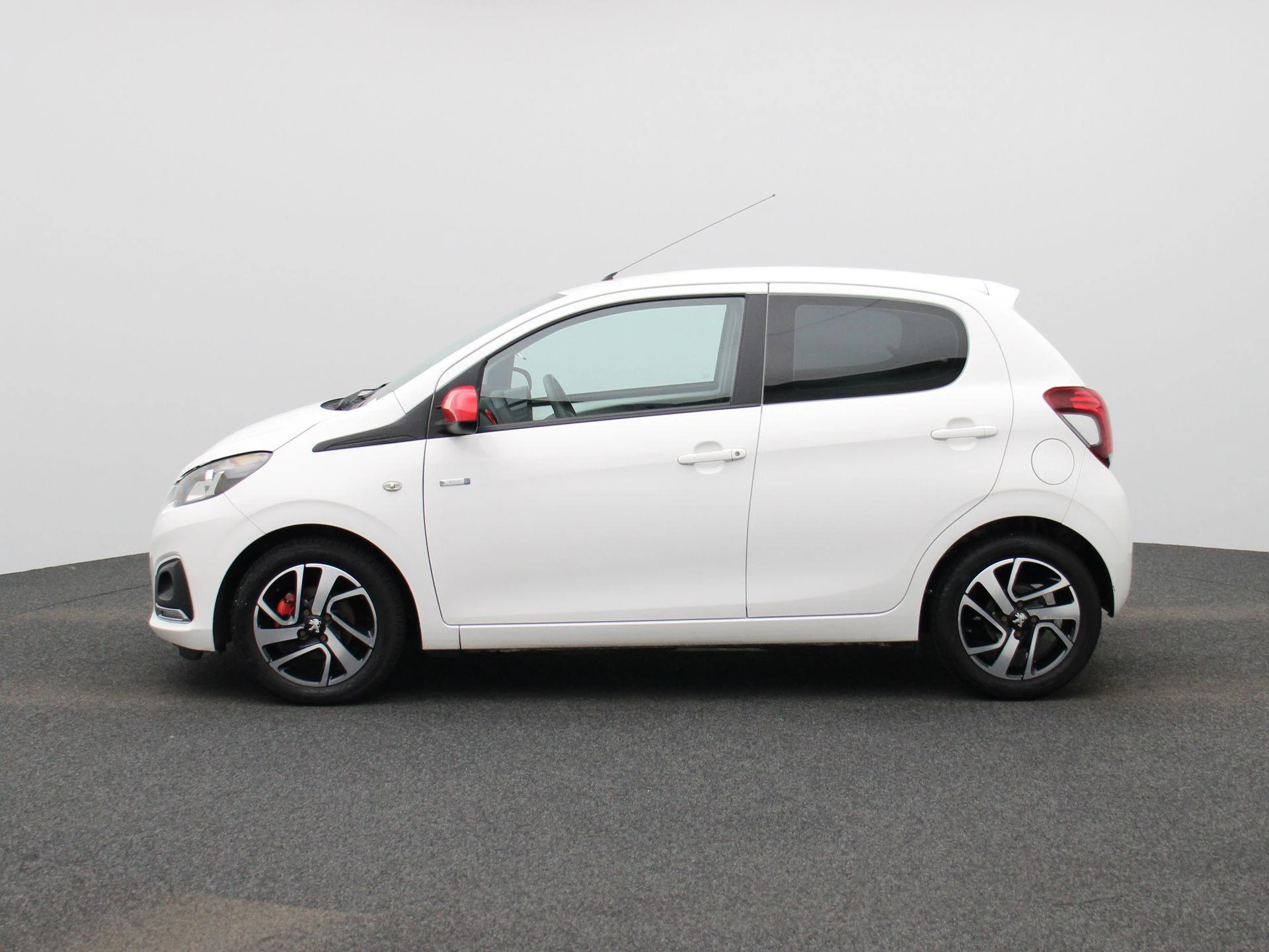 Peugeot-108-image-3