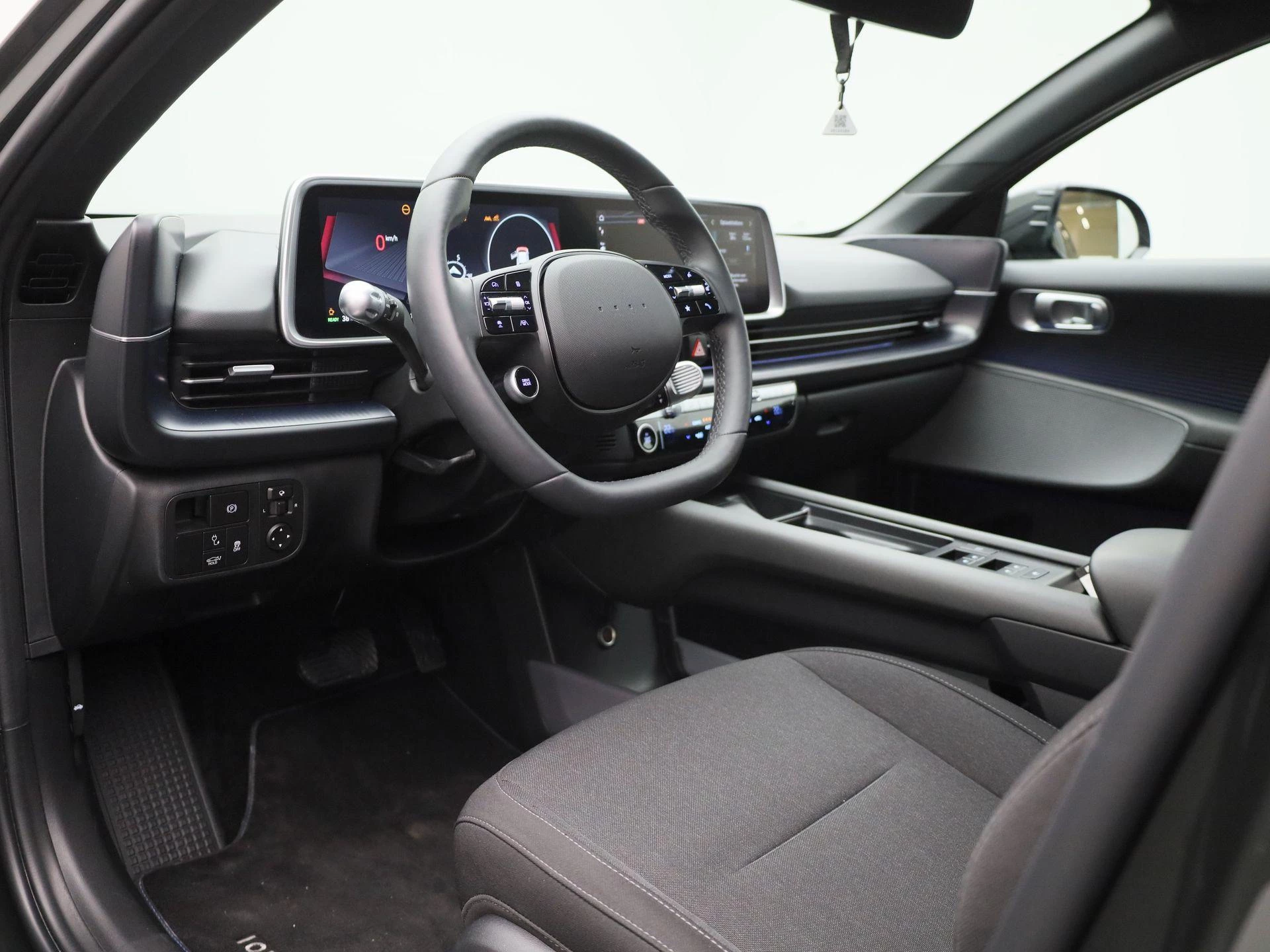 Hyundai-IONIQ 6-image-34