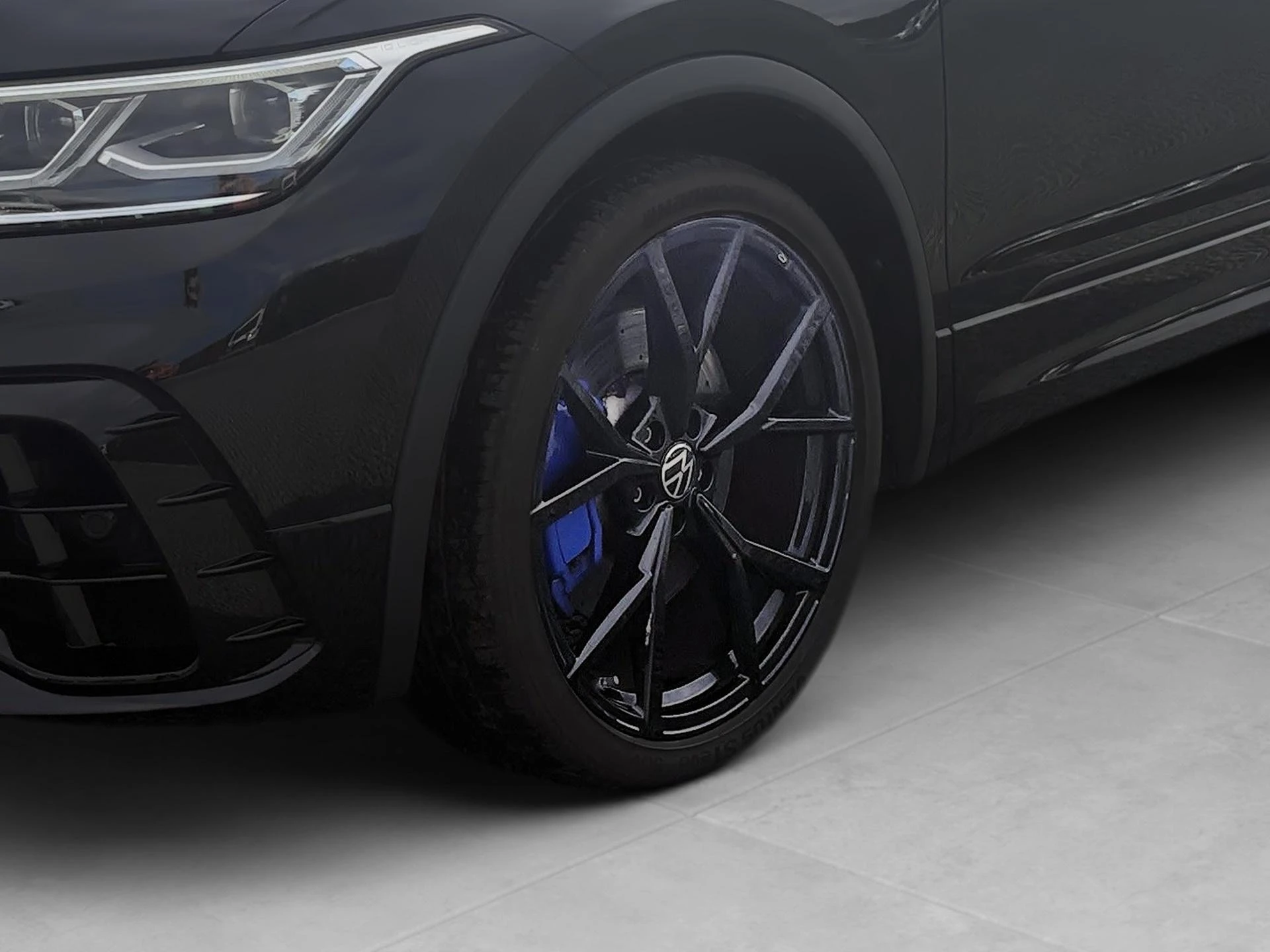 Volkswagen-Tiguan-image-19