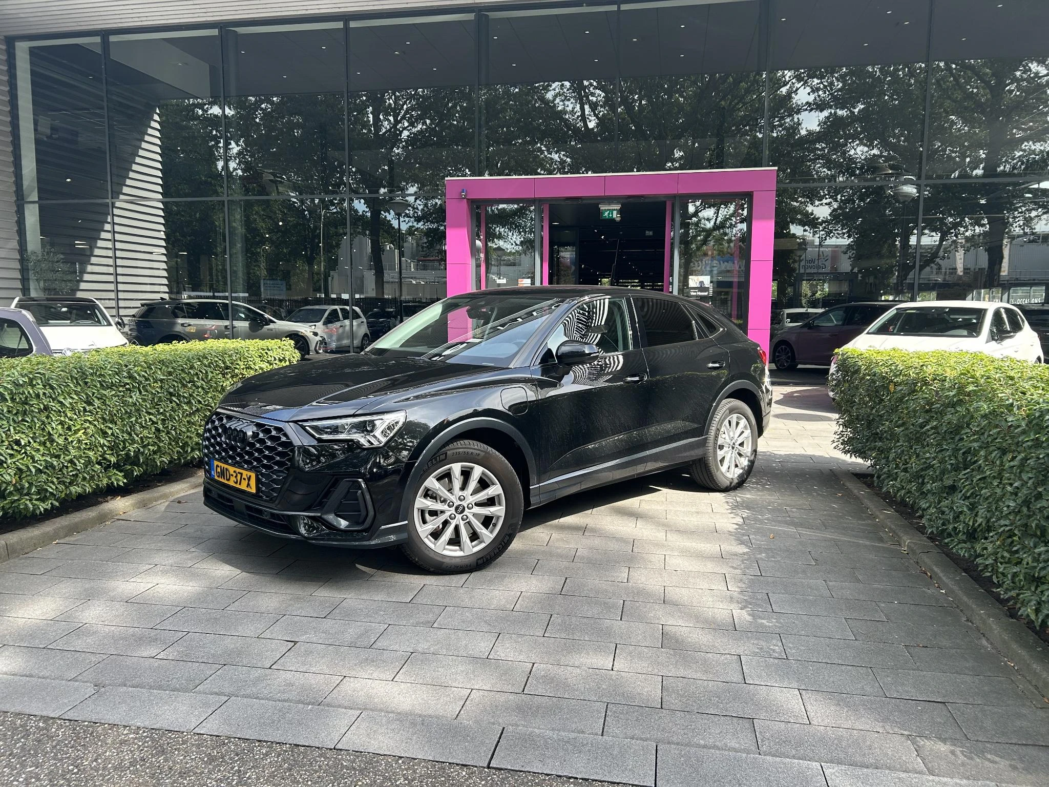 Audi-Q3-image-1