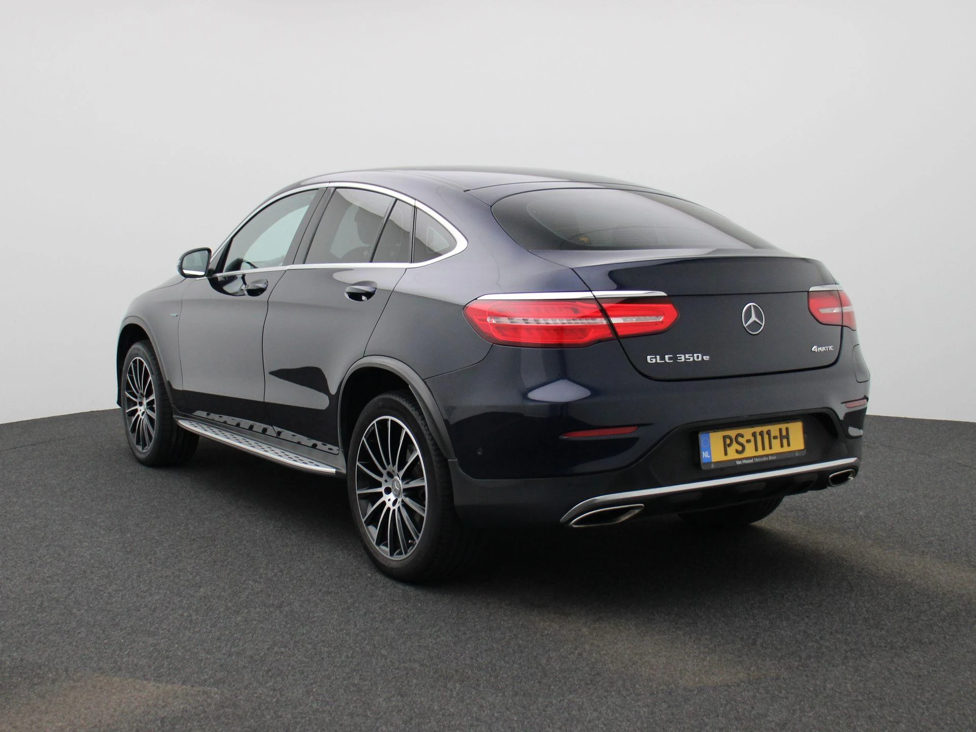 Mercedes-Benz-GLC-image-1