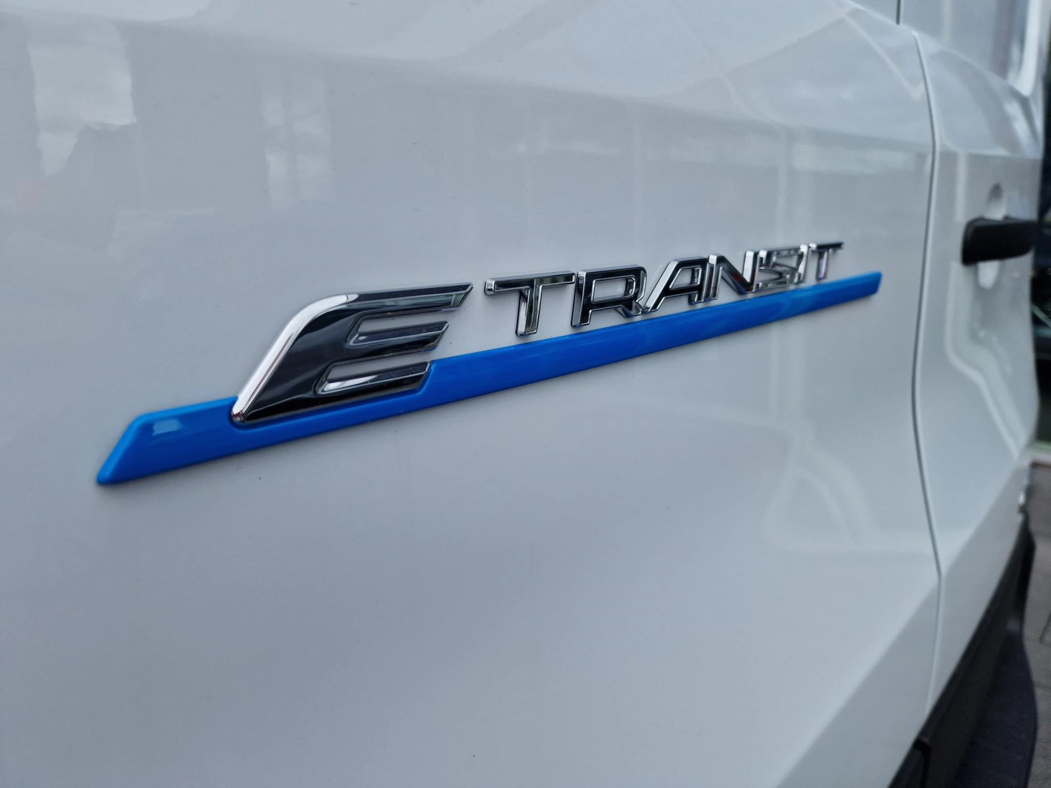 Ford-E-Transit-image-10