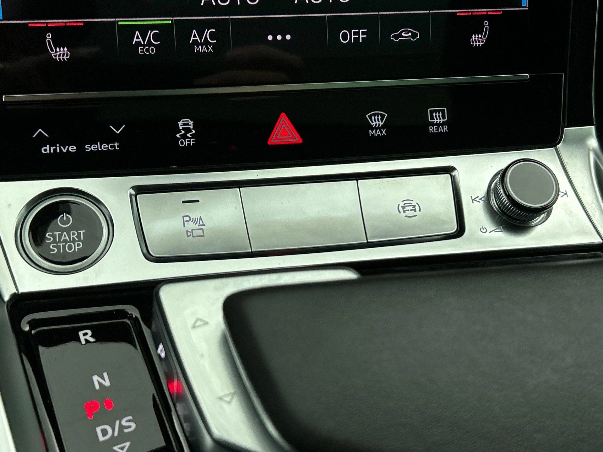 Audi-Q8 e-tron-image-12
