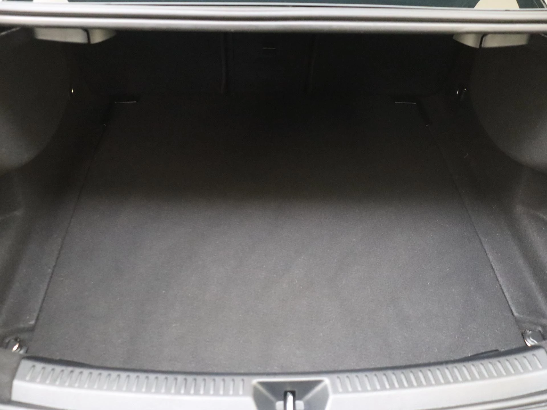 Mercedes-Benz-A-Klasse-image-26